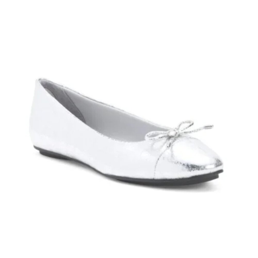NWT ANNE KLEIN Metallic Finish Silver Luci Flats Bow Accent Shoes